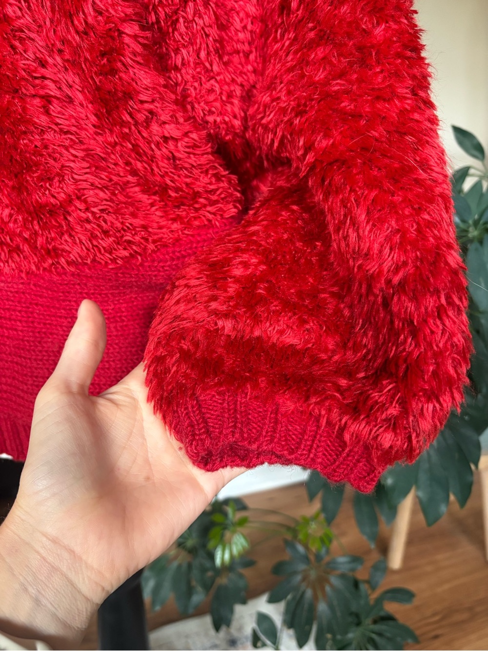 Vintage The Beene Bag Wool Blend Fluffy and Knit Red Sweater - Picture 4 of 8